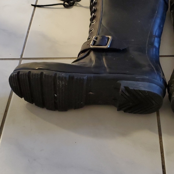 Bcbg Rainboots - Picture 7 of 7